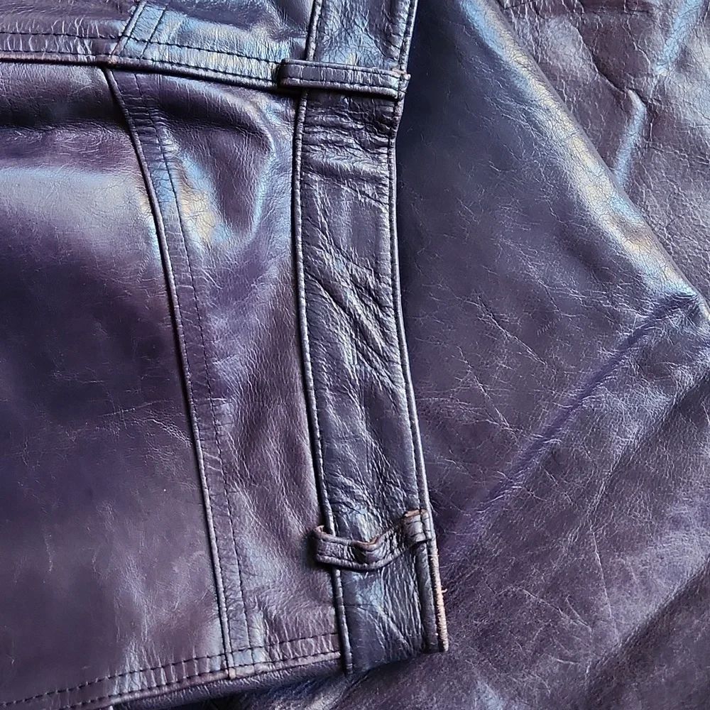 Vintage Elements by Vakko Leather Pants in Aubergine - Picture 10 of 15